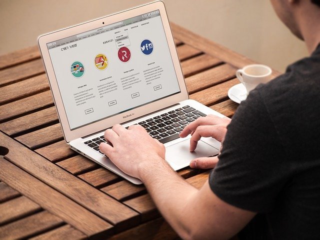 如何自行架設網站? – 新手免費教學 (WordPress)